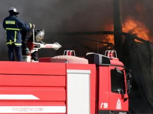 Φωτογραφία για Πάτρα: Καίγεται νταλίκα σε τούνελ