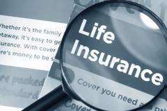 Οι Έλληνες «σπάνε» ασφάλειες ζωής για ζεστό χρήμα: Στο 9μηνο ρευστοποιήθηκαν συμβόλαια αξίας 520 εκατ.