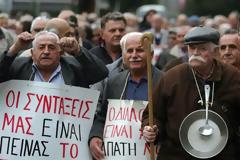 Κρήτη: Στις… επάλξεις οι συνταξιούχοι του Ηρακλείου