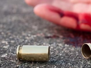 Φωτογραφία για ΣΟΚ στο Αγρίνιο: Μάνα αυτοκτονώ... - Έτσι αυτοκτόνησε ο 37χρονος Κώστας σήμερα το πρωί
