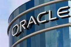 Η Oracle επενδύει 1,4 δισ. δολάρια