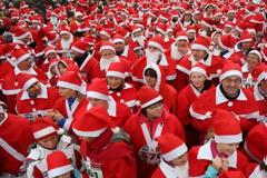 Κλειστό αύριο το κέντρο για το «Athens Santa Run»