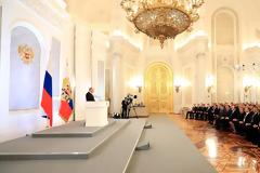 Οι 11 βασικές θέσεις του Βλαντιμίρ Πούτιν στην ετήσια ομιλία