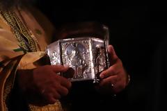 Φωκίδα: 11 χρόνια κάθειρξη στον παπά που έβαζε... χέρι στο παγκάρι