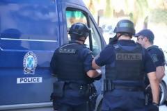 Απίστευτο περιστατικό στο Κορδελιό: Επιτέθηκαν σε αστυνομικούς που ήθελαν να κάνουν έλεγχο σε δραπέτη φυλακών