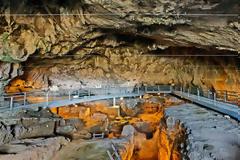 Θεόπετρα: Πατημασιές 130.000 ετών