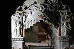 ΣΥΓΚΛΟΝΙΣΤΙΚΗ ΑΝΑΚΑΛΥΨΗ στον Πανάγιο Τάφο! - Η μαρμάρινη πλάκα μετακινήθηκε για πρώτη φορά