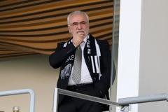 Απογοήτευση και προβληματισμός για Ιβάν Σαββίδη