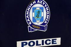 Συνελήφθη μεθυσμένος ειδικός φρουρός που απείλησε με όπλο