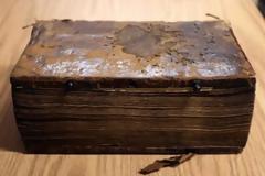 Επέστρεψε στη Μονή Παναγίας Εικοσιφοίνισσας το παλαιότερο πλήρες χειρόγραφο της Π. Διαθήκης