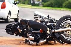 Σοβαρό τροχαίο με μοτοσυκλετιστές – Κρίσιμα στο Νοσοκομείο 24χρονος