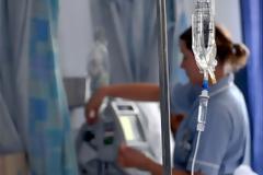 Νοσηλευτές κατά Πολάκη για τα …πλεκτά! Ανακαλέστε τώρα