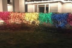 H απάντηση στην ομοφοβική γειτόνισσά της ήταν… λαμπερή