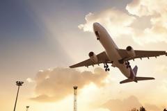 Έκτακτες πτήσεις για τους μαθητές - Ψάχνουν να τους βρουν!