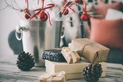 Διακοσμήστε το σπίτι σας για τα Χριστούγεννα χωρίς δέντρο