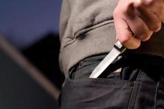 Αυλίδα: Τον είχαν για να τους προσέχει το σπίτι και αυτός τους μαχαίρωσε