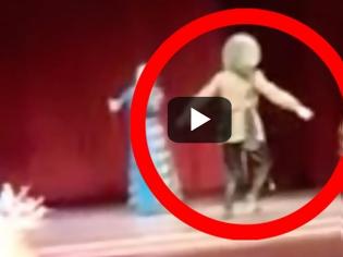 Φωτογραφία για ΣΟΚΑΡΙΣΤΙΚΟ βίντεο - Ρώσος χορευτής ΠΕΘΑΙΝΕΙ την ώρα που χορεύει και όλοι νομίζουν πως... [ΣΚΛΗΡΕΣ ΕΙΚΟΝΕΣ]