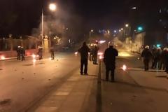 Επεισόδια και στη Θεσσαλονίκη [video]