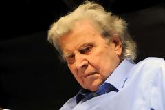 Κείμενο Μίκη Θεοδωράκη, και Ανοικτή επιστολή στον κ. Τσίπρα