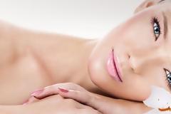 Το σημείο που (κακώς) ξεχνάς να περιποιηθείς το βράδυ