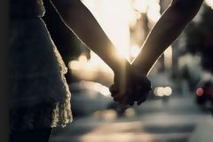 Δικαίωση για τους ελεύθερους! - Οι μακροχρόνια singles γίνονται τελικά καλύτεροι σύντροφοι