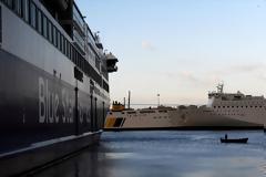 ΣΕ ΝΕΑ 48ΩΡΗ ΑΠΕΡΓΙΑ ΑΠΟ ΑΥΡΙΟ ΠΑΡΑΣΚΕΥΗ Η ΠΝΟ