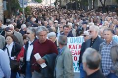 ΜΕ ΔΙΑΔΗΛΩΣΗ ''ΑΠΑΝΤΟΥΝ'' ΟΙ ΣΥΝΤΑΞΙΟΥΧΟΙ ΣΤΙΣ ΕΞΑΓΓΕΛΙΕΣ ΤΣΙΠΡΑ