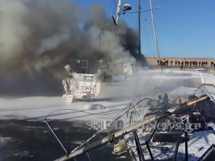 Φωτογραφία για Κάηκαν δύο σκάφη στο λιμάνι του Ηρακλείου