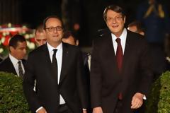 Ο Γάλλος Πρόεδρος παρακάθεται σε συνομιλίες με τον Πρόεδρο Αναστασιάδη στο Προεδρικό