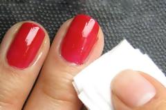 Έξι διαφορετικές χρήσεις του ασετόν που ίσως δεν γνωρίζετε