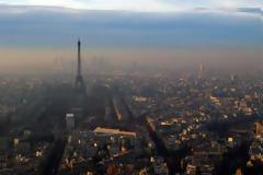 Ανακαλύφθηκε διαστημική σκόνη δισεκατομμυρίων ετών σε ταράτσες του Παρισιού και του Οσλο