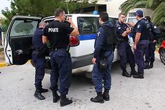 Ηράκλειο: Νεαροί επιτέθηκαν με ρόπαλα και τραυμάτισαν αστυνομικόt