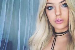 20χρονη έβαλε σε... δημοπρασία τα οπίσθιά της για να της κάνουν τατουάζ!