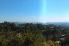 Παράξενη δέσμη φωτός και UFO πάνω από την Καλιφόρνια