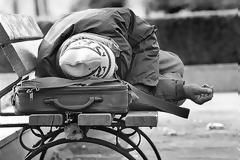 Αυτό είναι το πιο ζεστό σημείο στο Αιγάλεω που μπορεί να ζεσταθεί ένας άστεγος