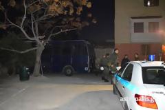 Επεισόδια με πυροβολισμούς και τραυματίες μετανάστες στη Σούδα