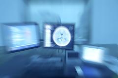 Νέες συναντήσεις με Θεσμούς για διαγνωστικές εξετάσεις και νοσηλείες