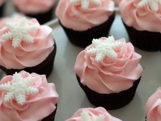 Φωτογραφία για Cupcakes σοκολάτας με ροζ επικάλυψη