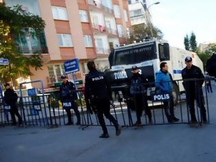 Φωτογραφία για Περισσότεροι από 100 οι συλληφθέντες σε εφόδους της αστυνομίας στη Τουρκία