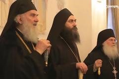 9442 - Ο αγαπημένος Αρχαγγελικός Ύμνος του Αγίου Παϊσίου όπως τον έψαλαν οι Βατοπαιδινοί στον Πατριάρχη Σερβίας