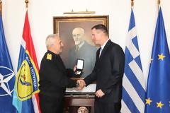 Συνάντηση Αρχηγού ΓΕΕΘΑ με τον Διοικητή Ειδικών Επιχειρήσεων ΗΠΑ στην Ευρώπη