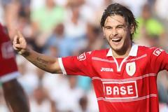 Η ΑΕΚ έκλεισε την πρώτη της μεταγραφή