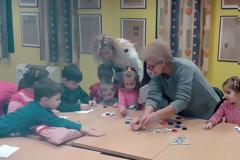 Οι Δημοτικές Βιβλιοθήκες Συκεών και Νεάπολης «ντύθηκαν» χριστουγεννιάτικα!