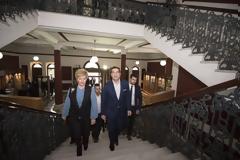 Χαμένα 12 περιπολικά από την αστυνόμευση της Θεσσαλονίκης για την… ασφάλεια του γραφείου πρωθυπουργού