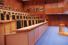 Εισήγηση “βόμβα” του Αρείου Πάγου για τους συμβασιούχους