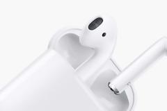 Ξεκίνησαν οι πωλήσεις των ακουστικών AirPods