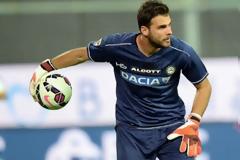 Ο...Άγιος Καρνέζης έσωσε την Ουντινέζε