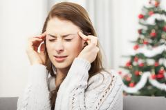 Πονοκέφαλος και ημικρανίες συμβαίνουν πιο συχνά τα Χριστούγεννα - Δείτε γιατί!