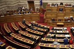 ΥΠΕΡΨΗΦΙΣΤΙΚΕ ΑΠΟ ΤΗ ΒΟΥΛΗ Η ΤΡΟΠΟΛΟΓΙΑ ΓΙΑ ΤΟ ΕΚΤΑΚΤΟ ΒΟΗΘΗΜΑ