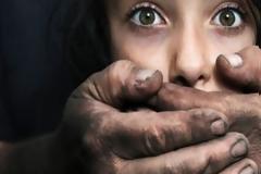 Μαθήτρια στη Λάρισα έγραψε στην έκθεση ότι την βίασε ο νονός της